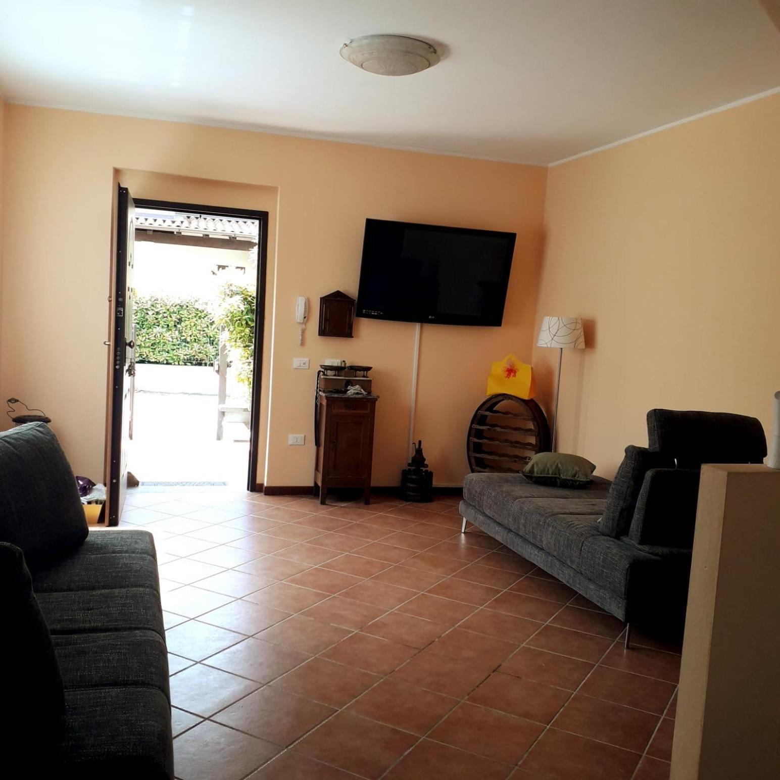 Bed and Breakfast Beb Ulivo Santa Giuletta Exterior foto